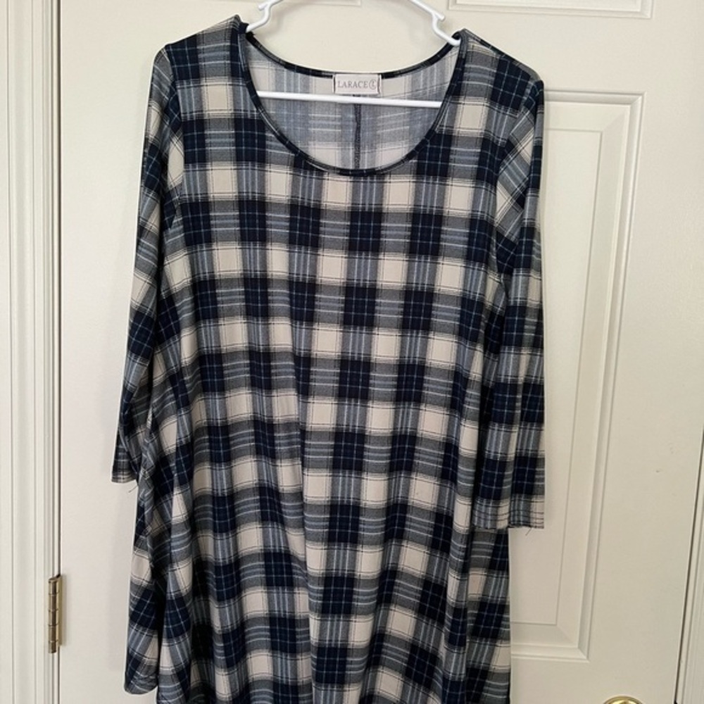 Larace Plaid Tunic Top Large Blue White Long Sleeve Swing Hem Boho Casual
